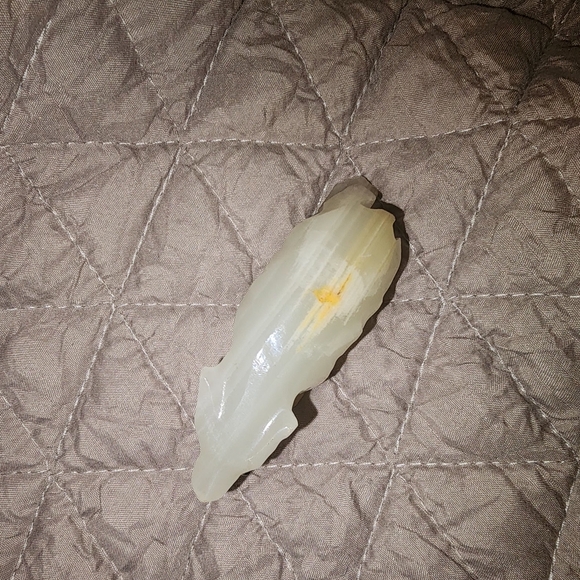 Carved Stone Bear 🐻‍❄ - Picture 6 of 10